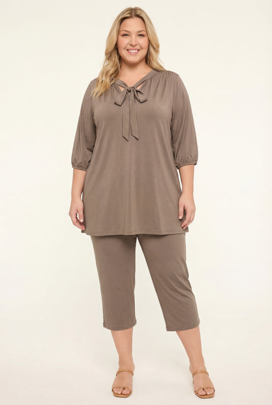 Positano Relaxed Two-Piece Set with Tie-Neck Top